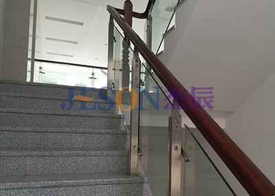 不(bú)鏽鋼樓梯護欄 不鏽鋼樓梯護欄