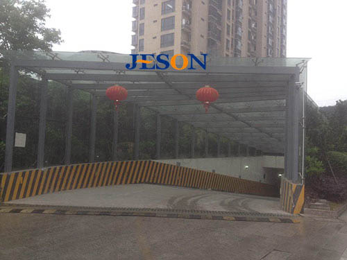 浙江瑞安幕牆工程案（àn）例：瑞豪佳園車庫入（rù）口雨棚駁（bó）接爪